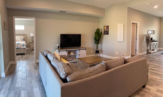 Rotonda Lakes Villa | Shark Tooth Villa, full refund*, No pool, sleeps 6
