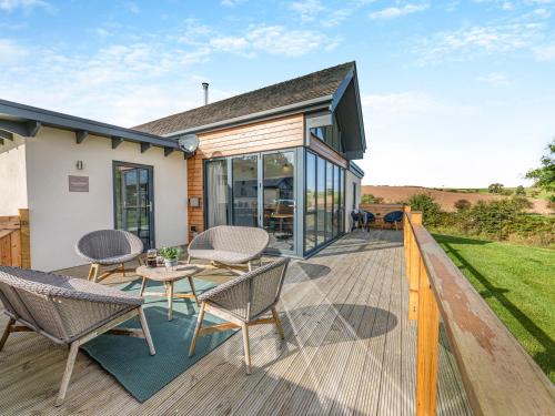 Bamburgh House | Shearwater Lodge