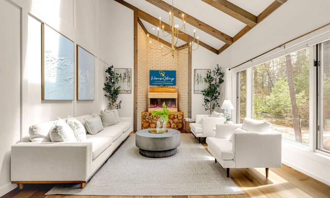 Sheboygan House | Sheboygan Chalet | Nature, Arcade, Sauna & Hot Tub