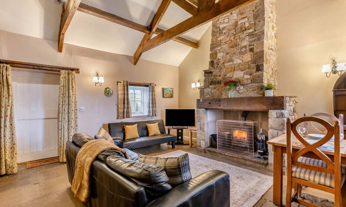 Eggleston House | Sheep Haven - Two Bedroom House, Sleeps 4