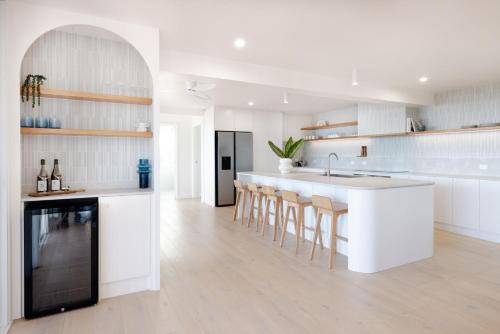 Crescent Head House | Shelby Shores - whole house