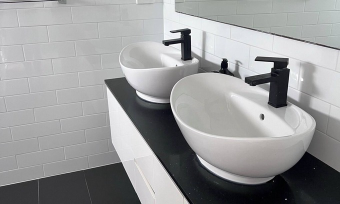 Shellharbour House | Shellharbour Village Stay | Beach & Sauna