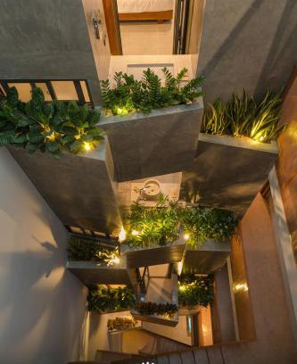 Son Tra Hotel | Shelter Stay Da Nang