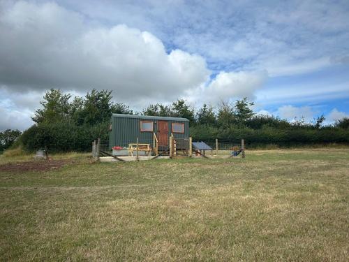 Paulton House | Shepherds hut near Bath