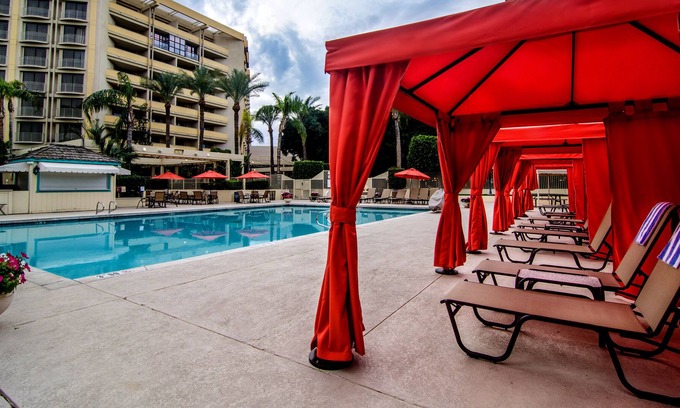 North Mountain Hotel | Sheraton Crescent Hotel