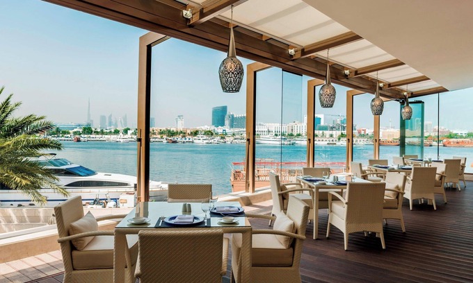 Deira Hotel | Sheraton Dubai Creek Hotel & Towers