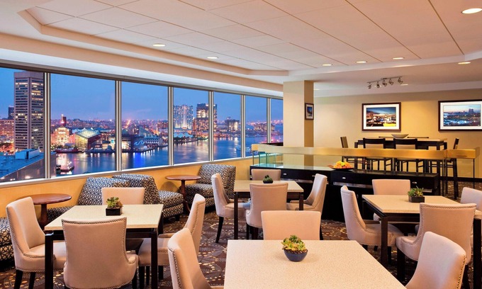 Downtown West Hotel | Sheraton Inner Harbor Hotel