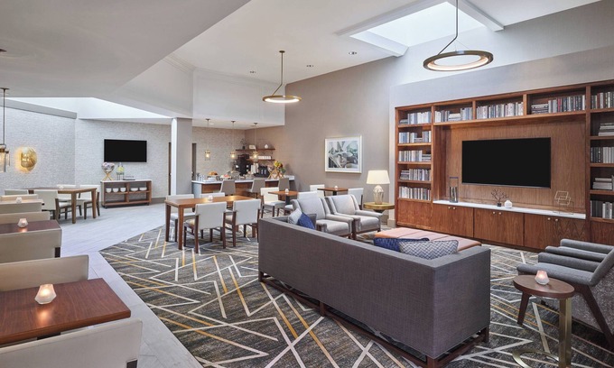 Portland Hotel | Sheraton Portland Airport Hotel