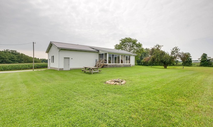 New Haven  Huron County House | Shiloh Vacation Rental w/2 Screened Porches!