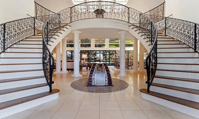 Broadmoor House | Shimmering Pines Estate - Large House with Indoor Pool