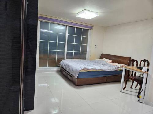 Yeoksam Apartment | Shine Muscat Yeoksam