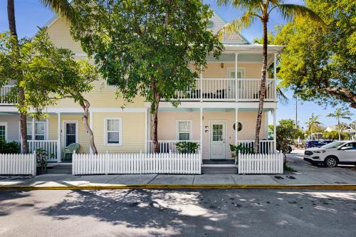Truman Annex Apartment | Shipyard Seaclusion