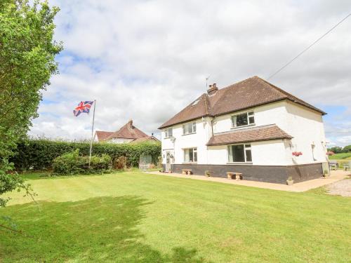 Shrewsbury House | Shire Cottage