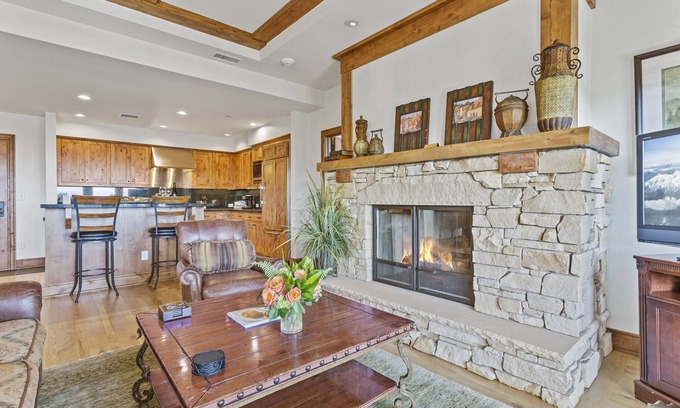 Empire Pass Condo | Shooting Star Lodge at Deer Valley Resort - Two Bedroom Residence #203
