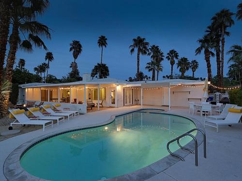 Palm Springs House | Shooting Star Permit# 3210