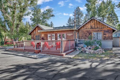 Big Bear Lake Hotel | Shore Acres Lodge-452 by Big Bear Vacations