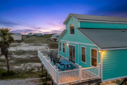 Fort Morgan House | Shore Reflections - Seaside Haven - Just Steps to the Shore, 2 King & Games