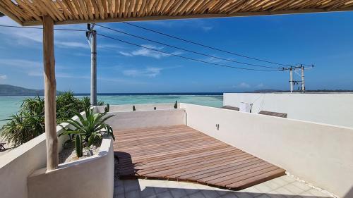Gili Air Apartment | Shore Thing Gili Air Beachfront Apartment