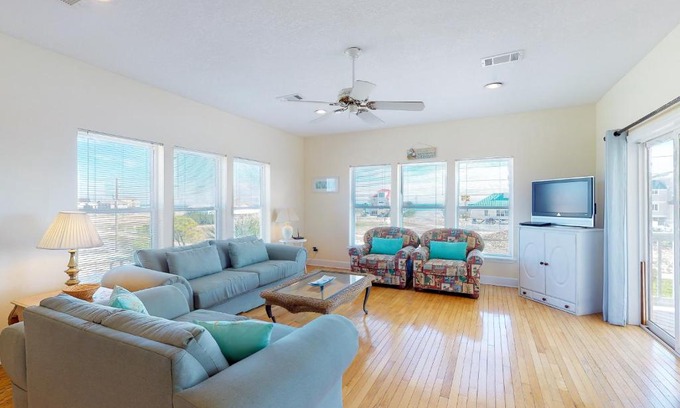 St. George Island House | Shore To C