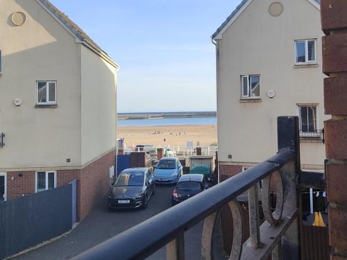 Port Talbot House | Shoreline Seaside Holiday Home Aberavon beach