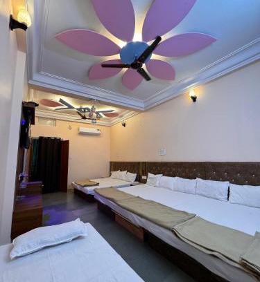 Ujjain Hotel | Shree Aanandam Palace