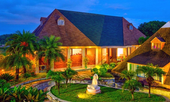 Bullawala Hotel | ShriGo Resort Pyramid Home Divine