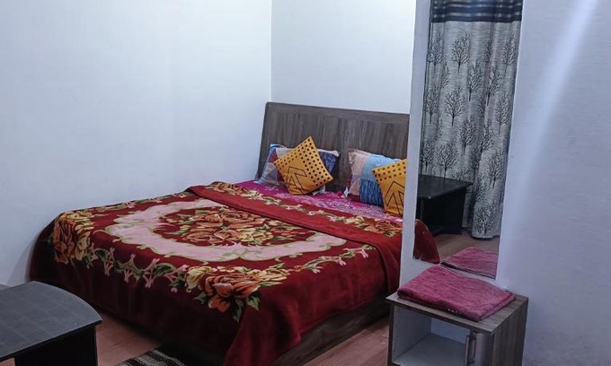 Shoghi House | Shyar Home Stay