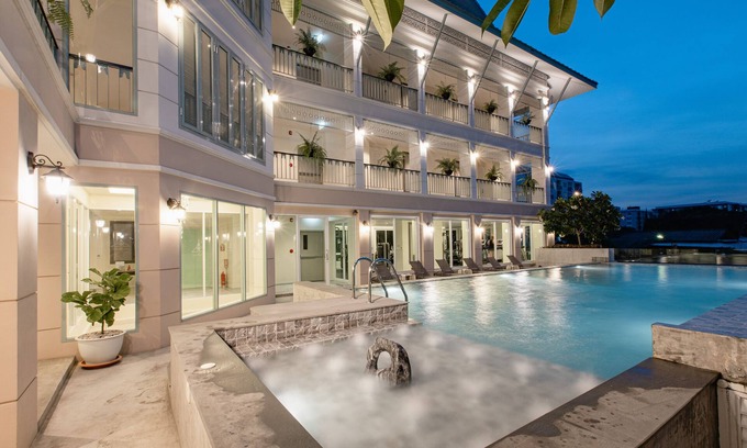 Phra Khanong Hotel | Siam Tharadol