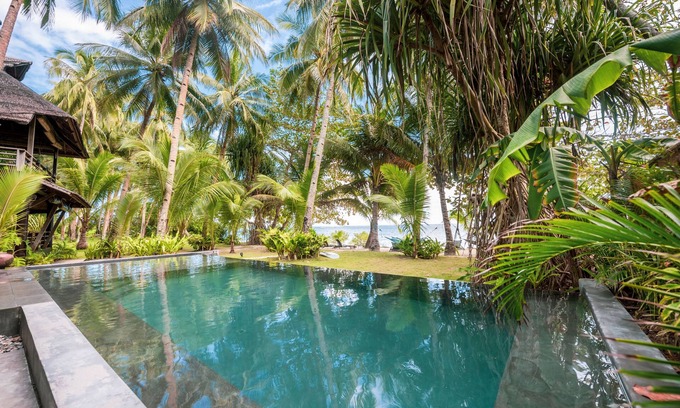 Catangnan House | Siargao Inn Beach Resort