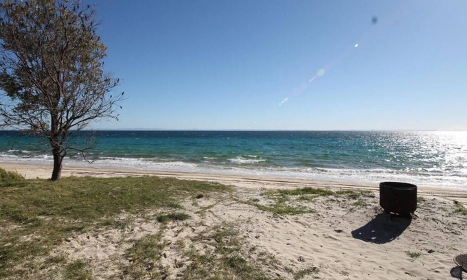 Brisbane Waterfront Cottage | Signal Cottage Moreton island