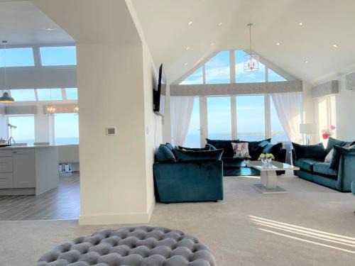 Amble House | Signal House - A Stunning Beach House - 2020 Build