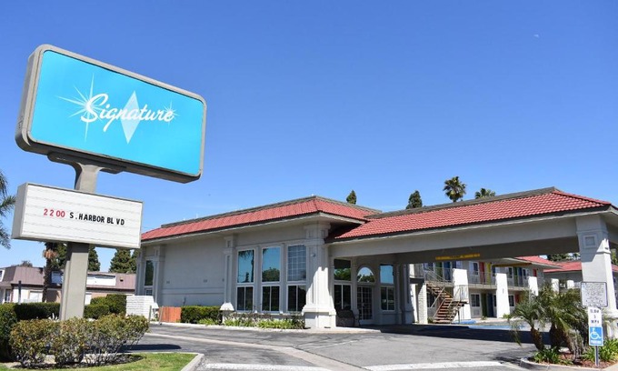 Anaheim Resort Hotel | Signature Anaheim Maingate