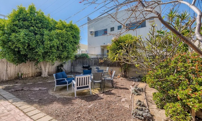 San Clemente Apartment | Signature KING 1BR Apt In San Clemente Beach! (AC)
