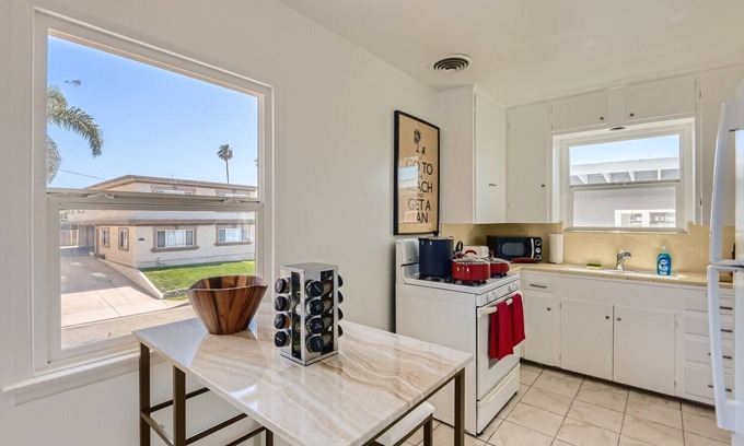 San Clemente Apartment | Signature KING 1BR In Top Beach Location (AB)