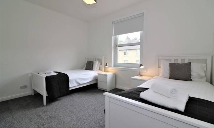 Hamilton Apartment | Signature - Shawburn House