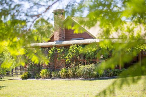 Pokolbin House | Silky Oak Cottage & Studio