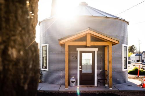 La Verkin House | Silo Suite 1 Pet Friendly- Near Zion National Park