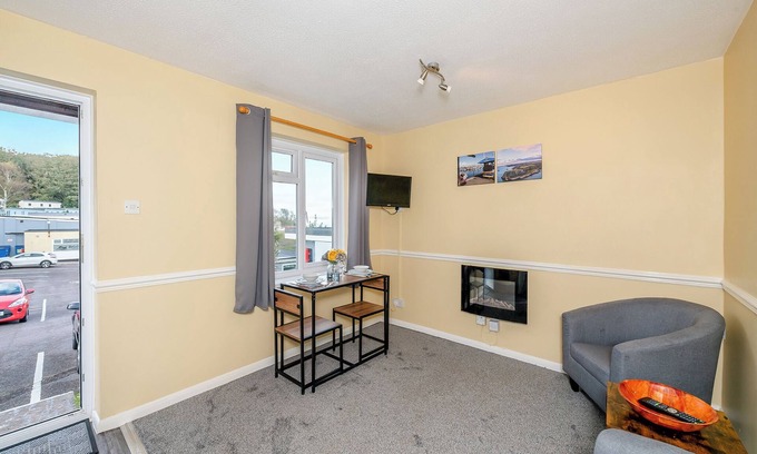 Brixham Ski Chalet | Silver 1 Bedroom Chalet
