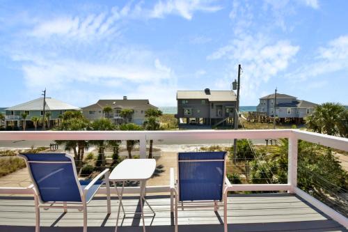 Navarre Beach Apartment | Silver Dolphin