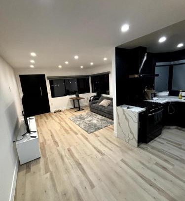 Angelino Heights Apartment | Silver Lake Hidden Gem
