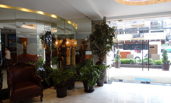 Ermita Hotel | Silver Oaks Suite Hotel
