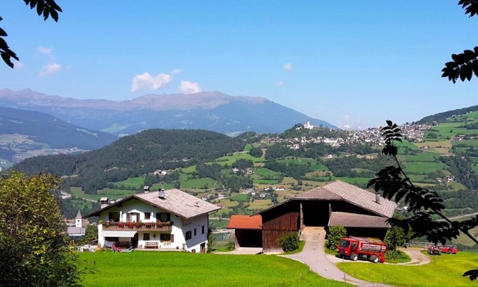 Albions Apartment | Simple accommodation in a quiet location in the middle of nature