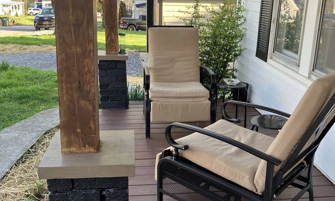 Greeneville House | Simple, Comfortable, Clean