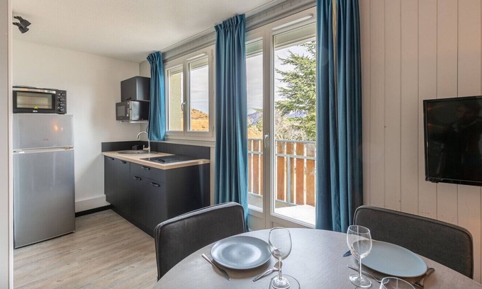 Genos Apartment | Simplicity and well-being, towards Val Louron