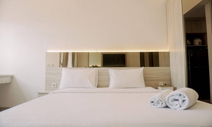 Serpong Apartment | Simply Look Studio At Parkland Avenue Apartment