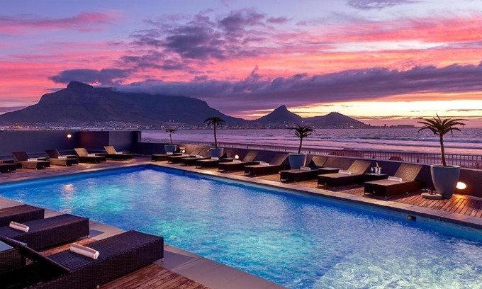 Lagoon Beach House | Simply Solitude Hotel and Spa