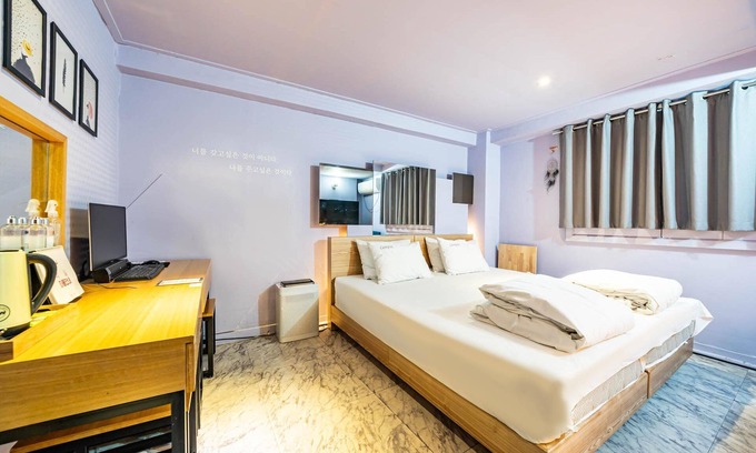 Sinchon-dong Hotel | Sinchon Champus