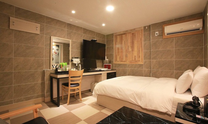 Sinchon-dong Hotel | Sinchon Rui