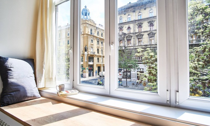 Jozsefvaros Apartment | Singer Apartment Budapest