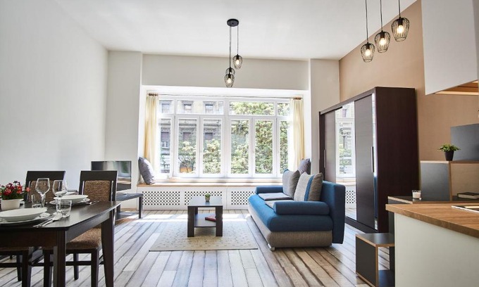 Jozsefvaros Apartment | Singer Apartment | Budapest